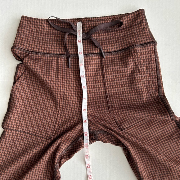 Offline by Aerie Women’s Brown Mini Houndstooth Drawcord Leggings Small - Picture 5 of 11